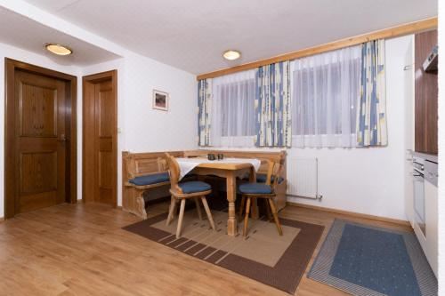 两卧室公寓 - 带阳台 5