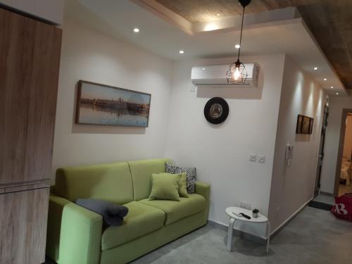 工业洛弗特公寓