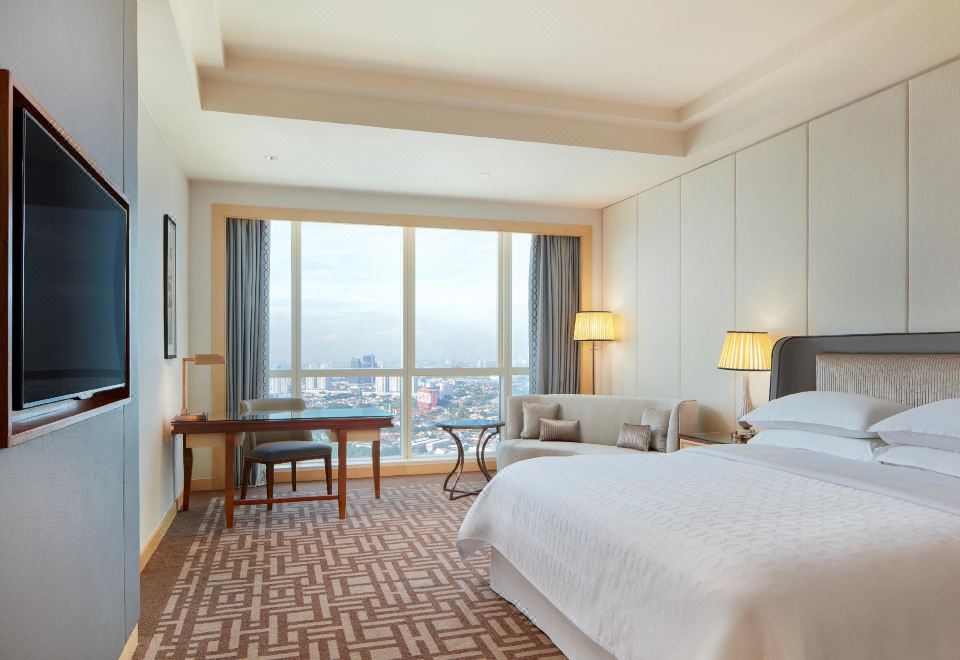 俱乐部特大床房