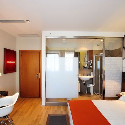 Design Double or Twin Room