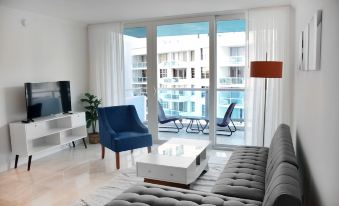 Seacoast Suites on Miami Beach