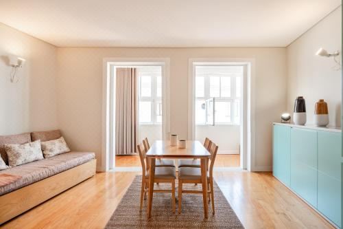 一室房（带沙发）