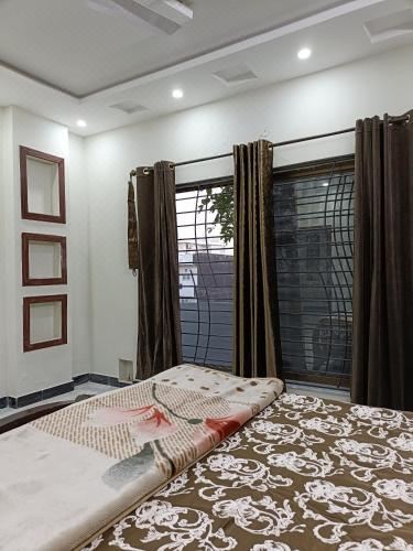 双人房（带独立浴室）