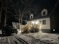 Completely renovated house in amenities-filled Masthope community / Ski Big Bear