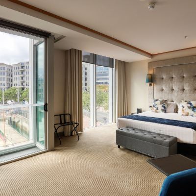 Deluxe King Room Marsden Viaduct Hotel Promo Code