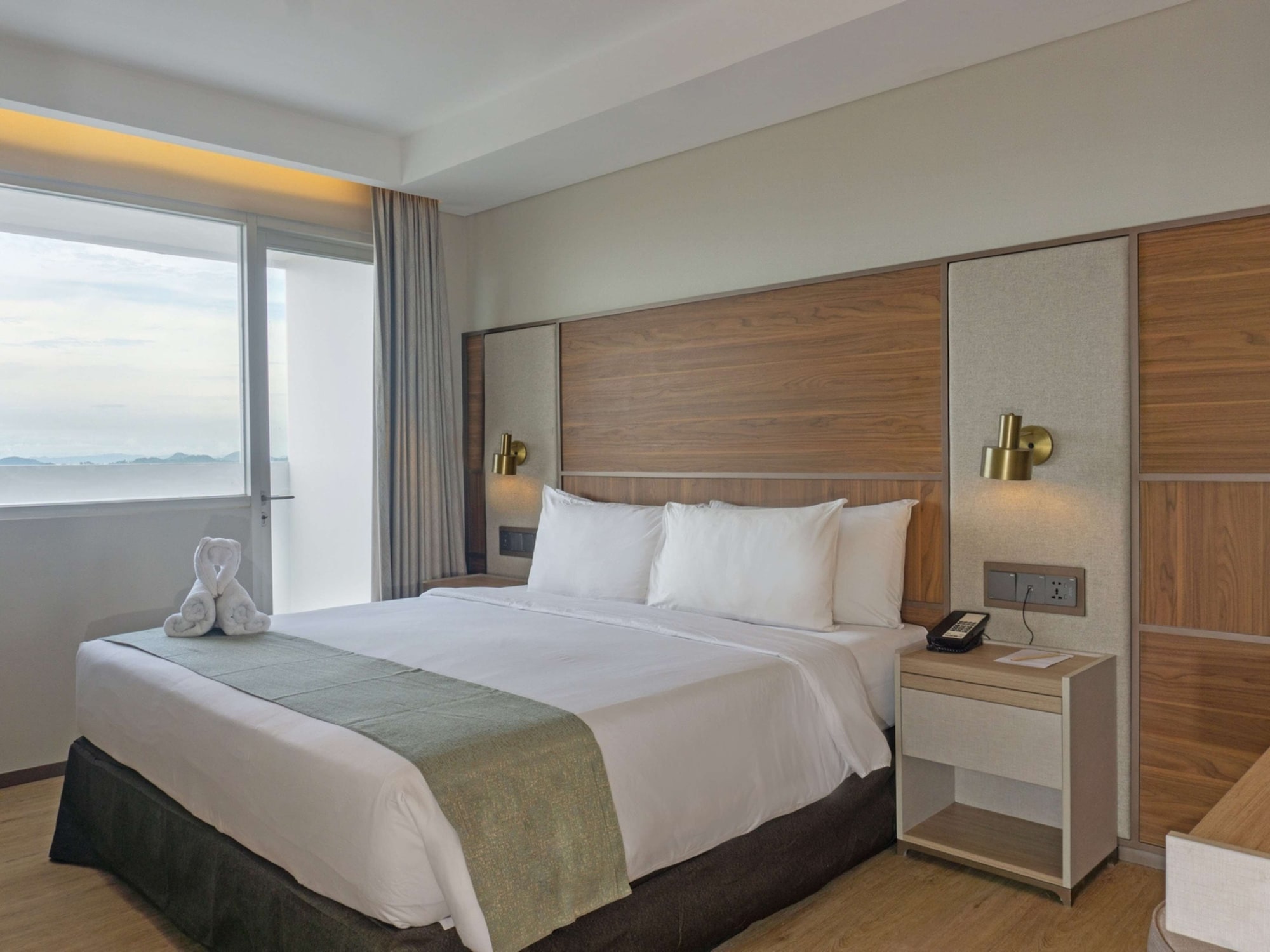 双卧室春丘套房-两张大床-带阳台-海景