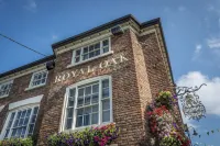 The Royal Oak Hotel, Welshpool - the Coaching Inn Group Hotels in 