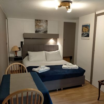 庭院景觀四人間 薩沃酒店優惠