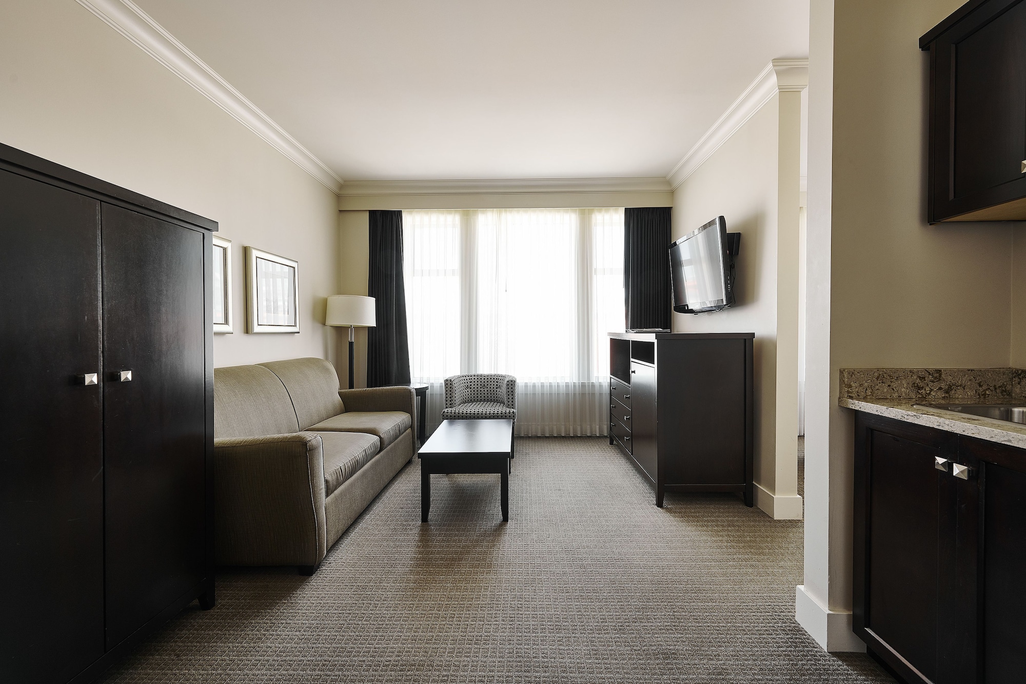 精致特大床套房