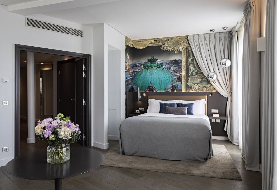 Hotel Indigo PARIS - OPERA by IHG1 Queen Bed Junior Suite With Single Sofa Bed