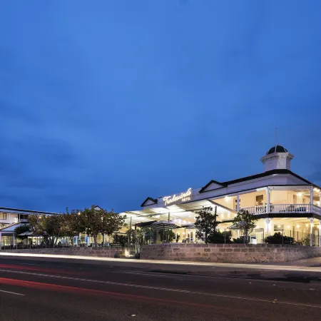 Tradewinds Hotel and Suites Fremantle Отели в г. Фримантл
