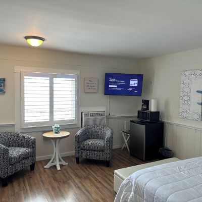 Beach View Room With Deck Access Vineyard Harbor Motel Promo Code
