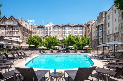 The Elms Hotel Spa, A Destination by Hyatt Hotel Hotels in 