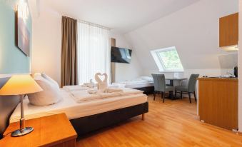 Burghotel Stargard - Housity