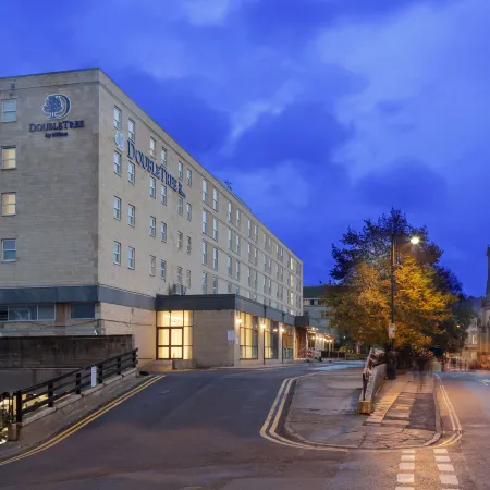 DoubleTree by Hilton Bath Отели в г. Бат