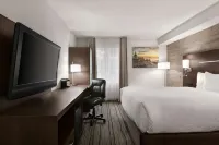 Days Inn by Wyndham Kingston