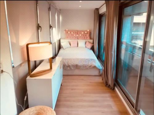 一室房（带阳台）