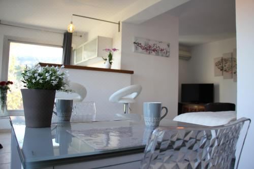 一室房（带水疗浴缸）