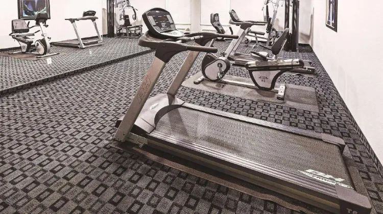 ラ キンタ イン & スイーツ ディケーター 施設