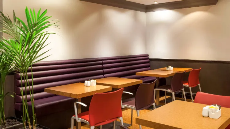 Ibis Northampton Centre Dining/Restaurant