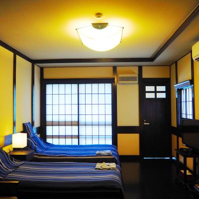 洋式房 12，武士飯店公寓 H（約12塊榻榻米）【雙床房】 【無煙】 田町武家屋敷飯店優惠