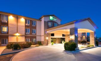 Holiday Inn Express & Suites Casa Grande