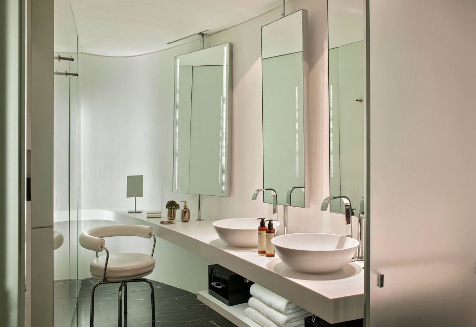 城市全景 3 卧室卓越 ME+ 套房