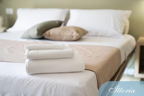 带阳台的两卧室公寓