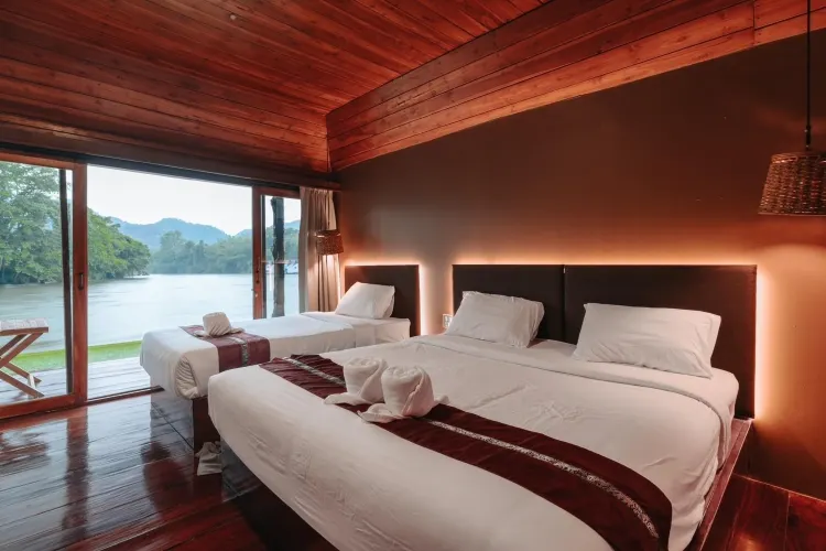 Deluxe-2 Beds 1 Extra