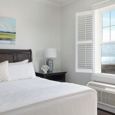 King Room With Ocean View Elizabeth Pointe Lodge Promo Code