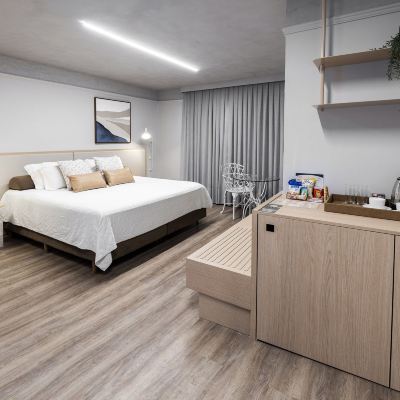 Suite with Hot Tub HM Hotel Promo Code