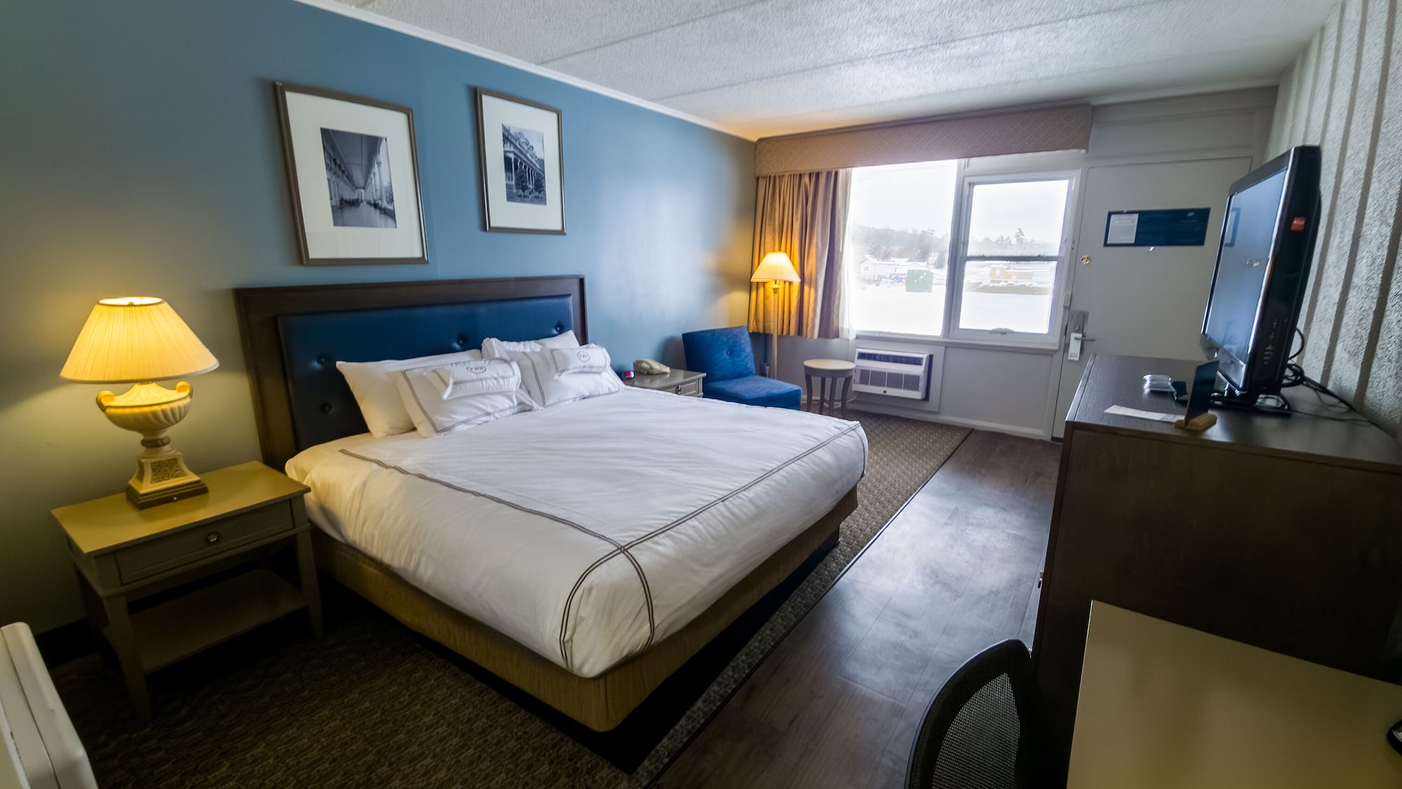 豪华客房， 2 张大床， 湖景