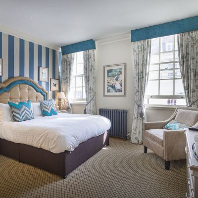 Classic Double Room The White Horse Hotel, Romsey, Hampshire Promo Code