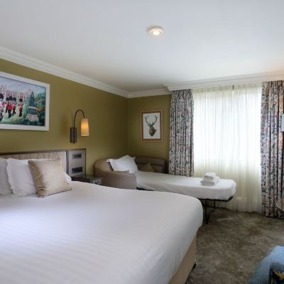 標準房， 1大床帶梳化床， 城景 （公園翼經典-沙發） 温莎城堡酒店 - 美憬閣酒店優惠