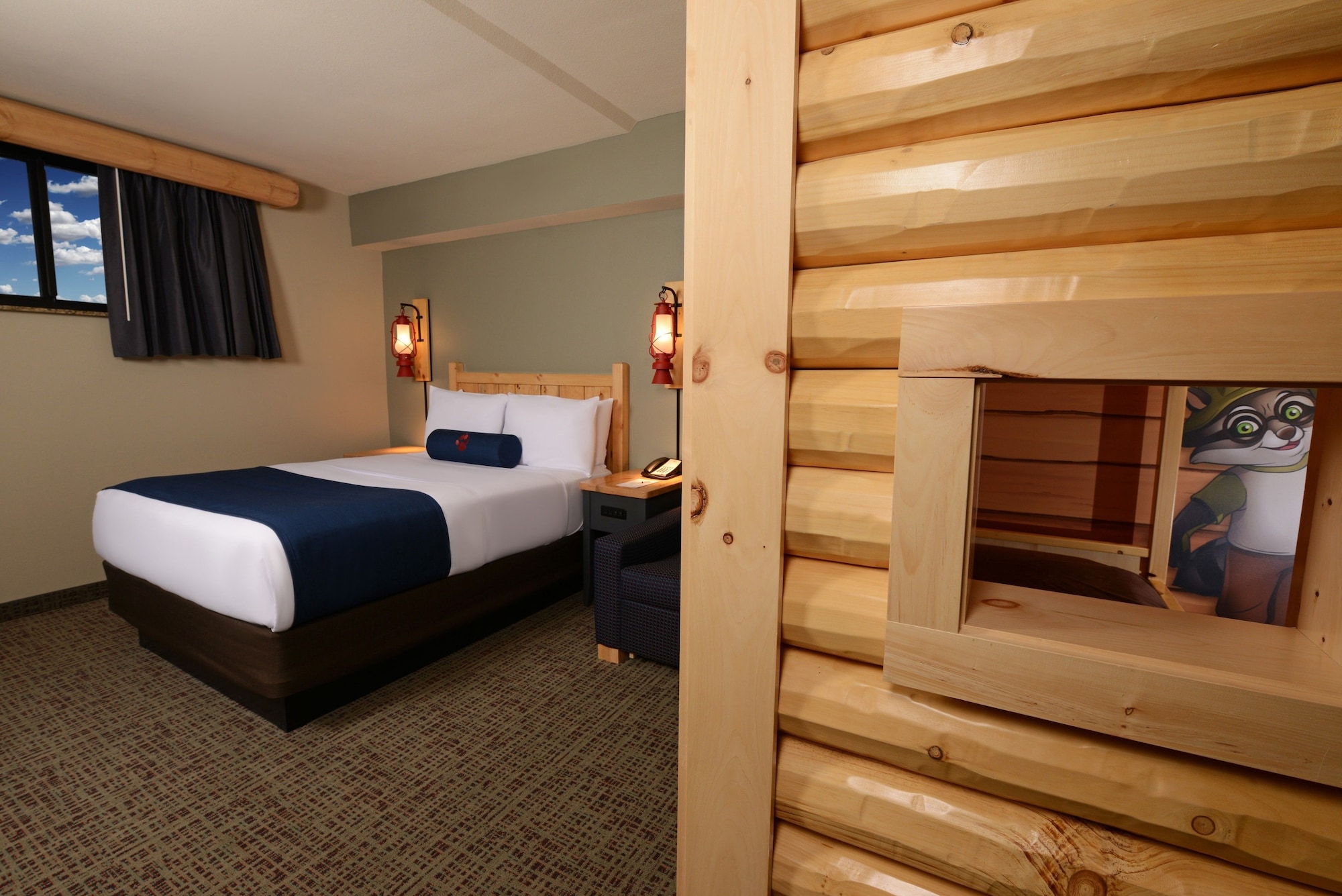 带山景的小童木屋套房 - 包含水上公园