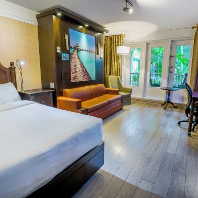 Superior Room, 1 Queen Bed, 1 Queen Murphy Bed, Garden View LHotelQuébec Promo Code
