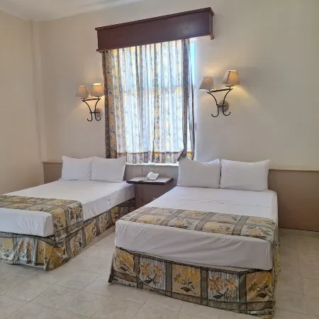 Hotel Ruiz Milán