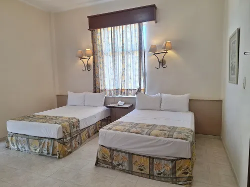Hotel Ruiz Milán
