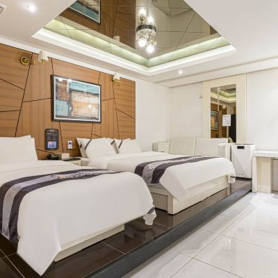 수페리어 트윈룸 호텔 큐브 송도 쿠폰