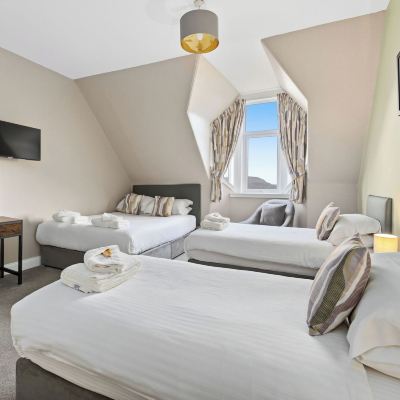 Ayres Family Room, Sea View (Top Floor) Corran House Guest House & Hostel Promo Code
