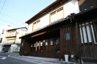 Perch Guest House Hotele w: 