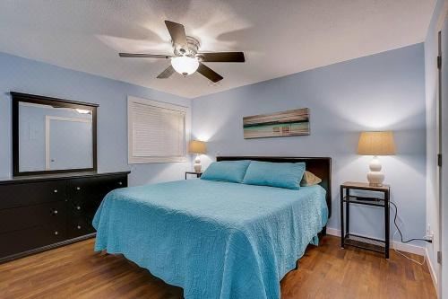 Wfc II Lake Access - Family or Romance - Location! One-Bedroom Apartment