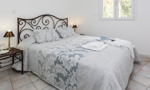 舒适别墅 （4成人 + 2小童）