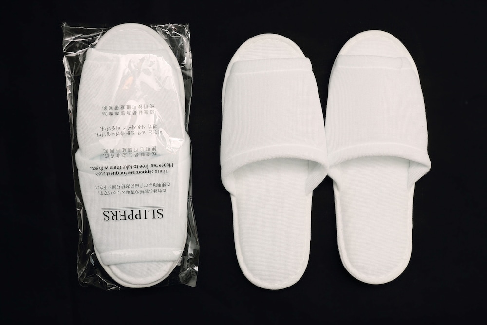 标准大床房（禁烟）