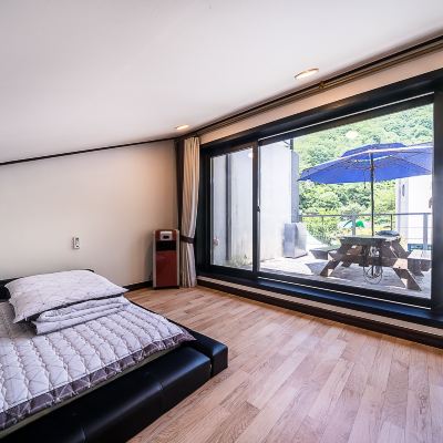 Hyeongje Peak (double-layered) 하동 꿈펜션 쿠폰