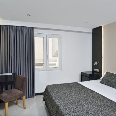 Economy Double Room Hotel Hispania Promo Code