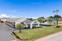 Days Inn by Wyndham Ardmore Hotels in 