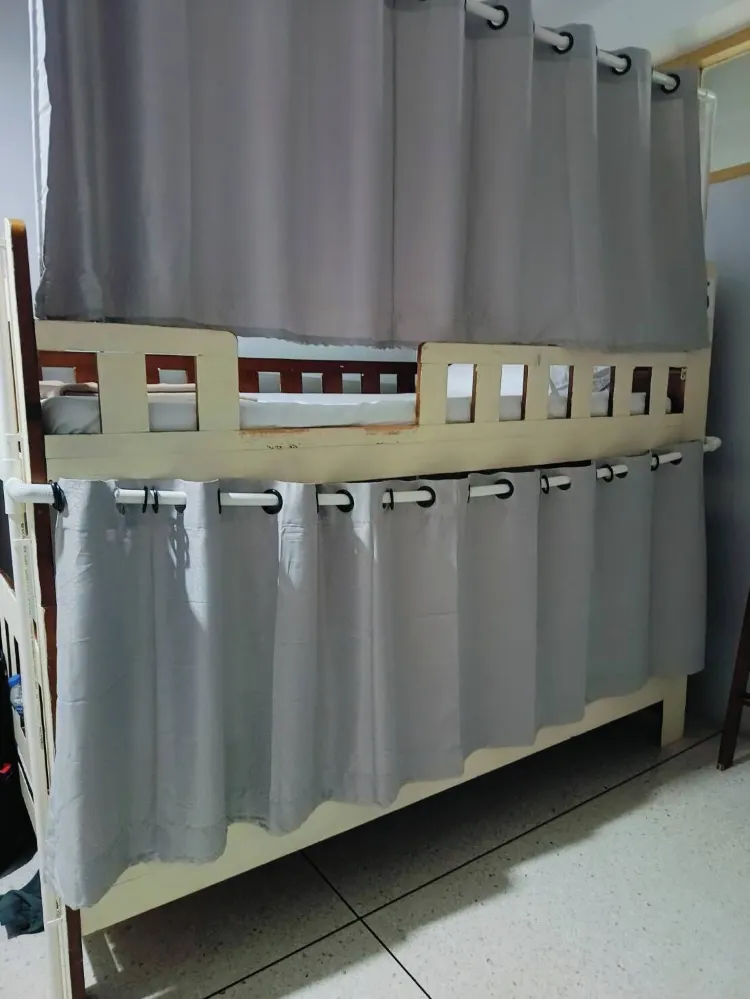 ห้องเบสิกพักรวม, หอพักรวม, ปลอดบุหรี่