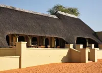 Zebra Kalahari Lodge Hôtels à : 