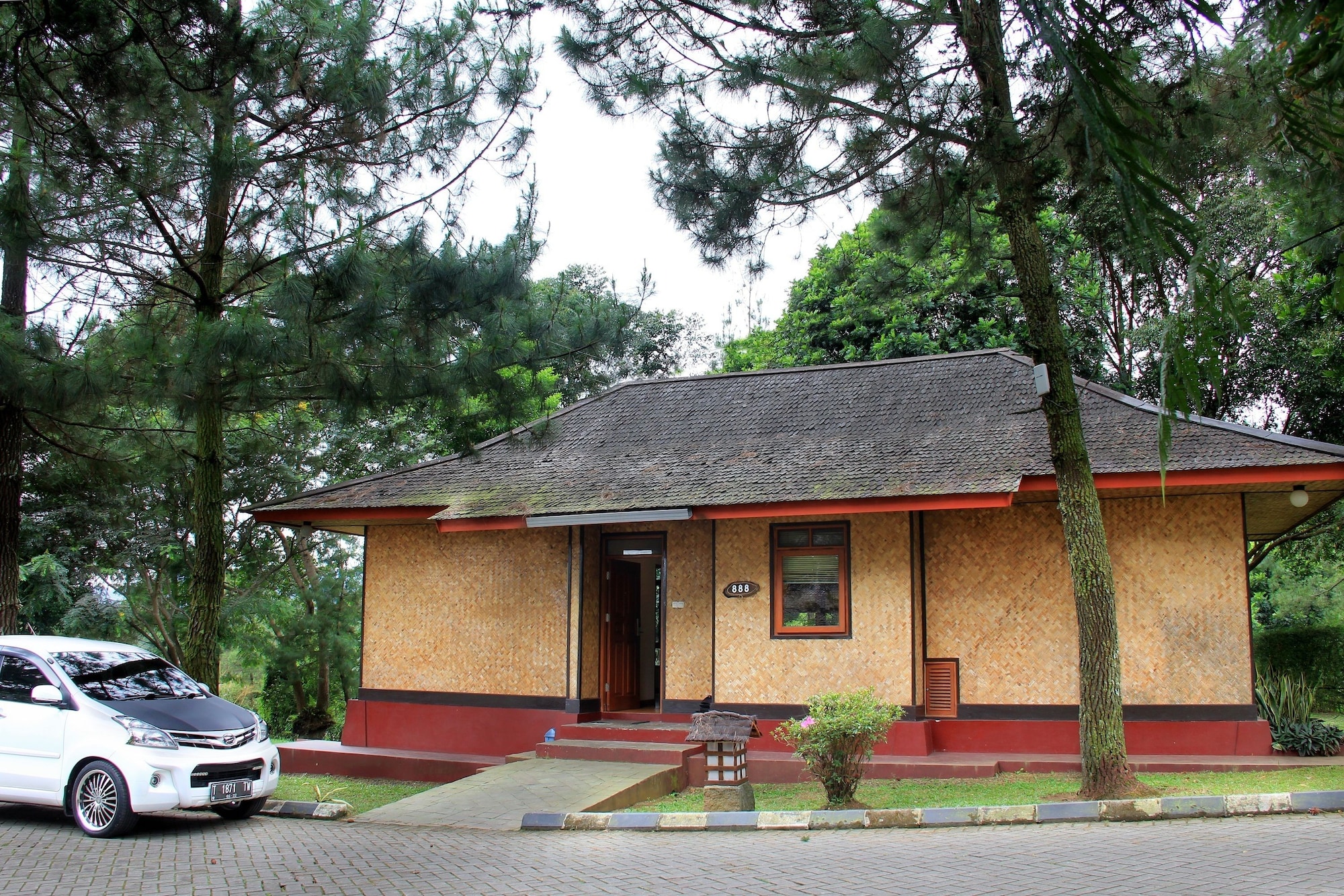 小型套房简易别墅